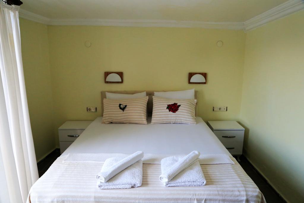 Dolphin Hotel Selimiye  Exterior photo