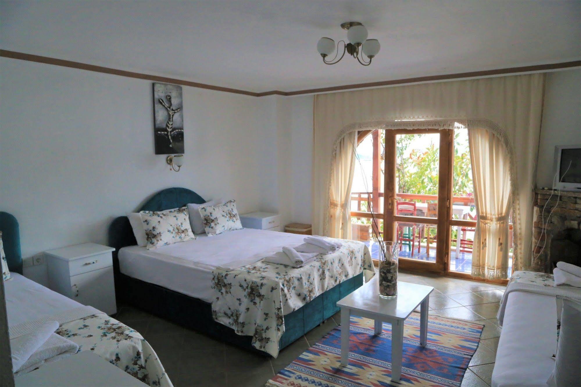Dolphin Hotel Selimiye  Exterior photo