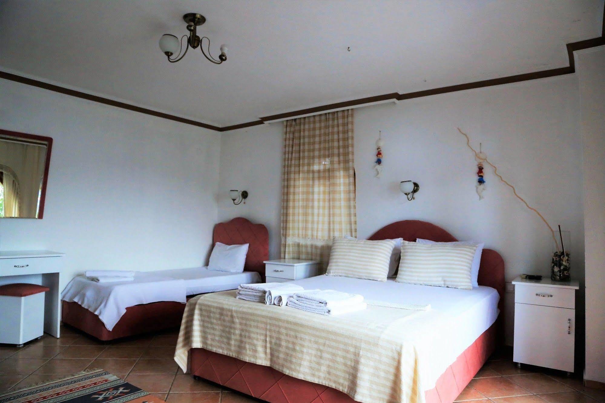Dolphin Hotel Selimiye  Exterior photo